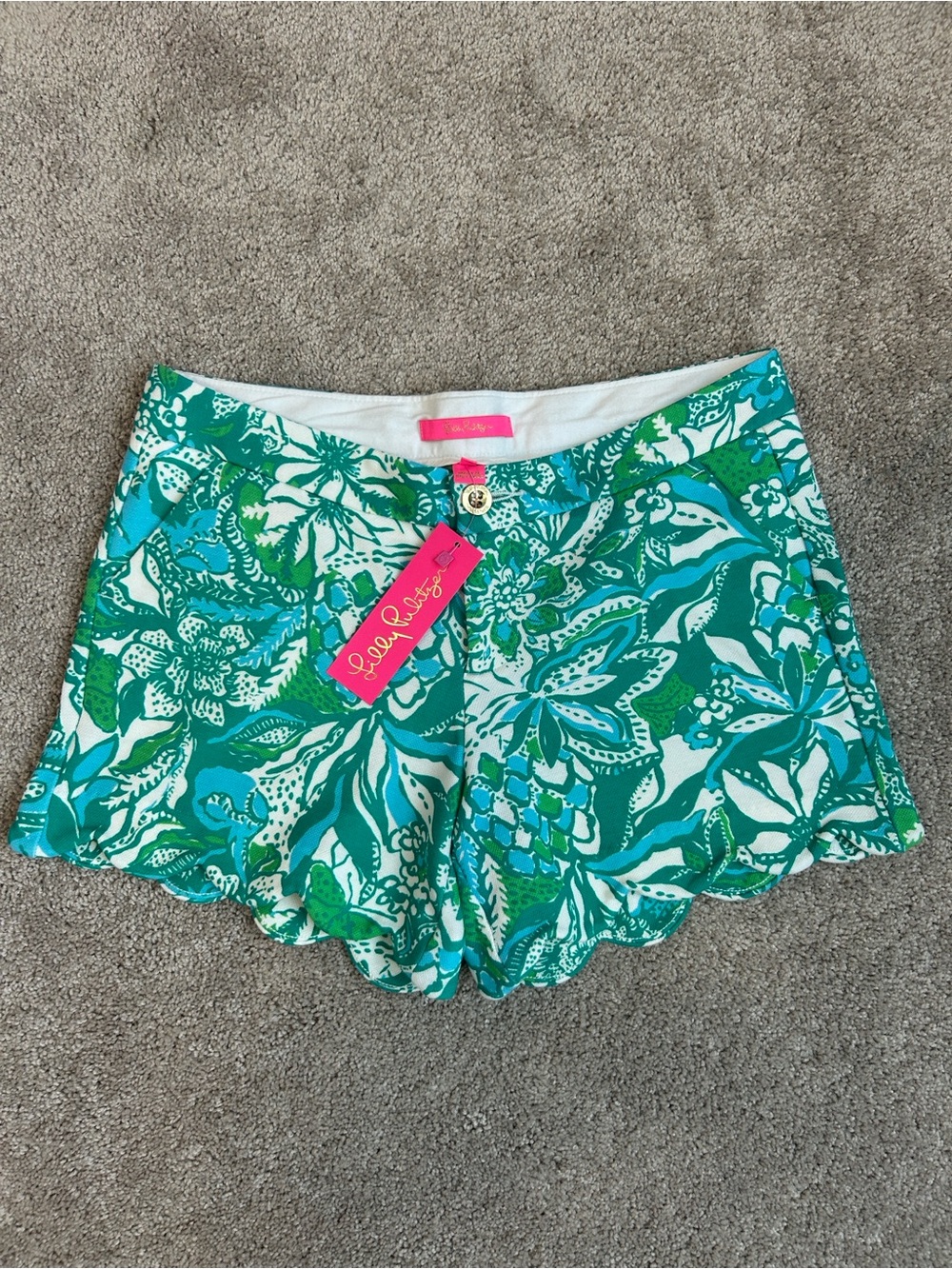 NWT Lilly Pulitzer Buttercup Scalloped Hem Shorts size 6